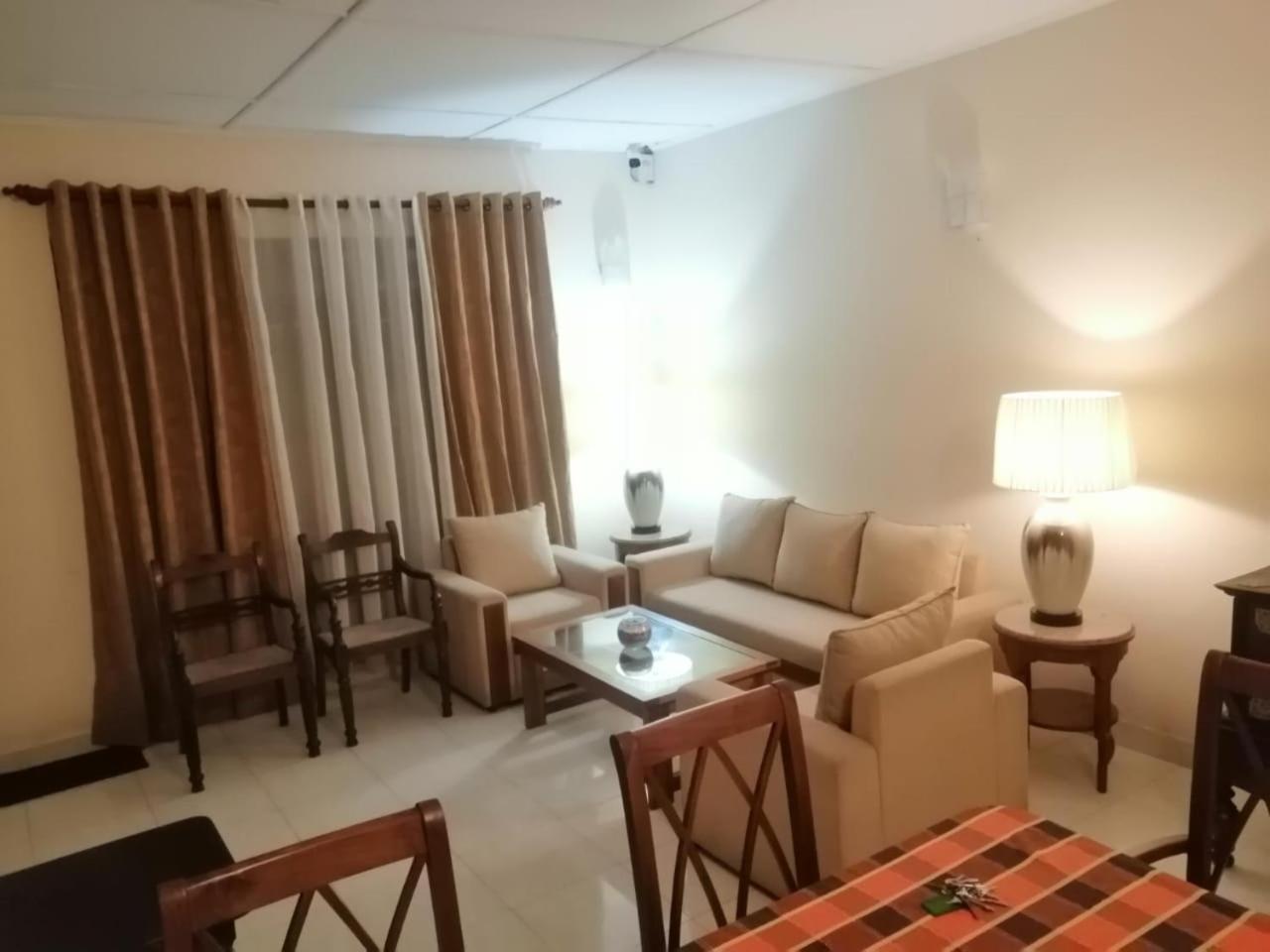 Nalendra Villa - Oceanfront Hikkaduwa Exterior photo